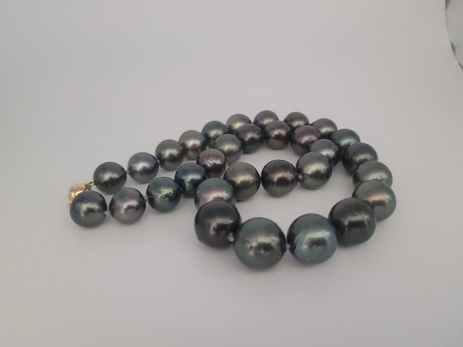 Tahiti Pearls Necklace 12-14 mm Round High Luster, dark color, 18K gold clasp | The South Sea Pearl |  The South Sea Pearl