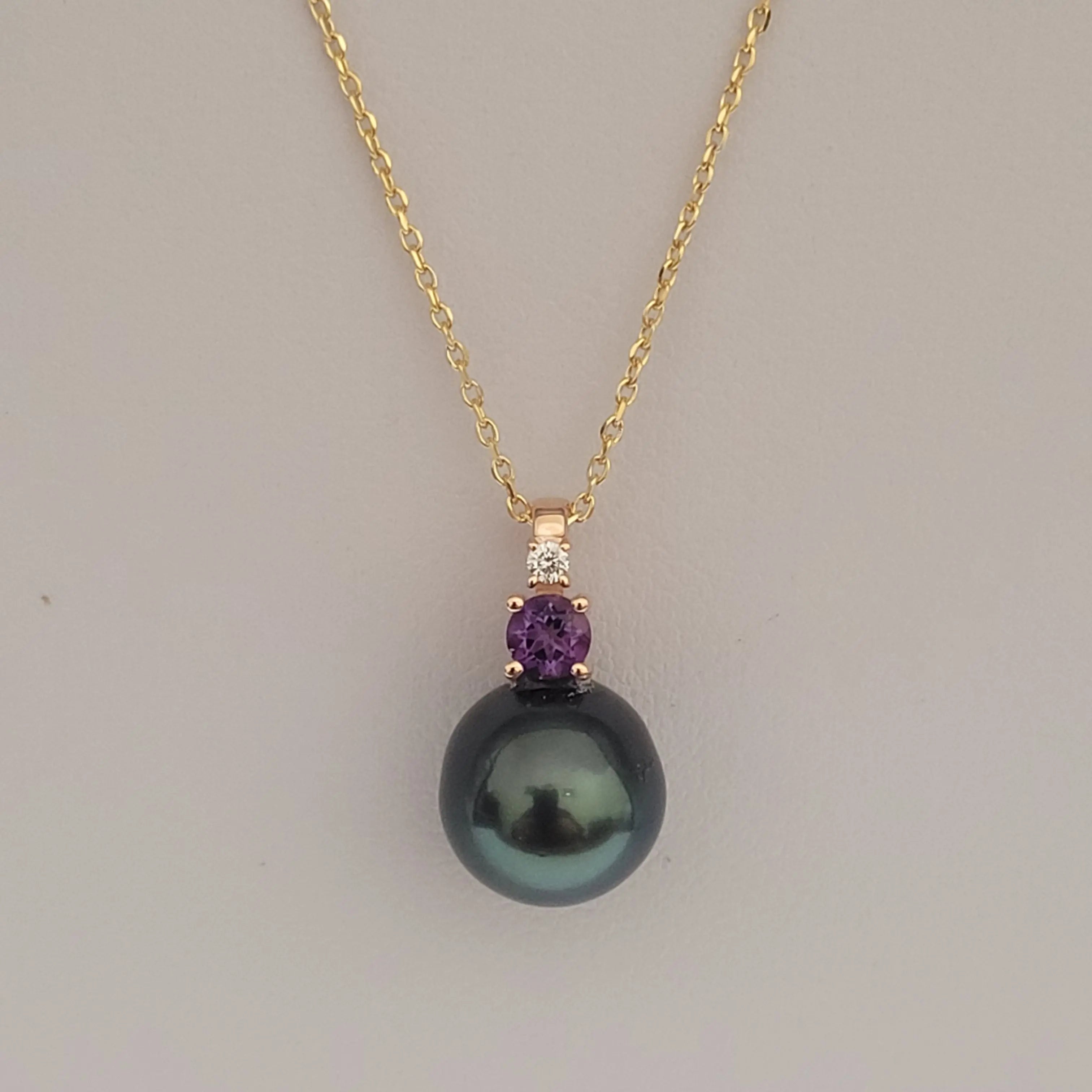 Tahti Pearl, Diamond, Amethyst, 18K Gold Pendant Necklace | The South Sea Pearl |  The South Sea Pearl