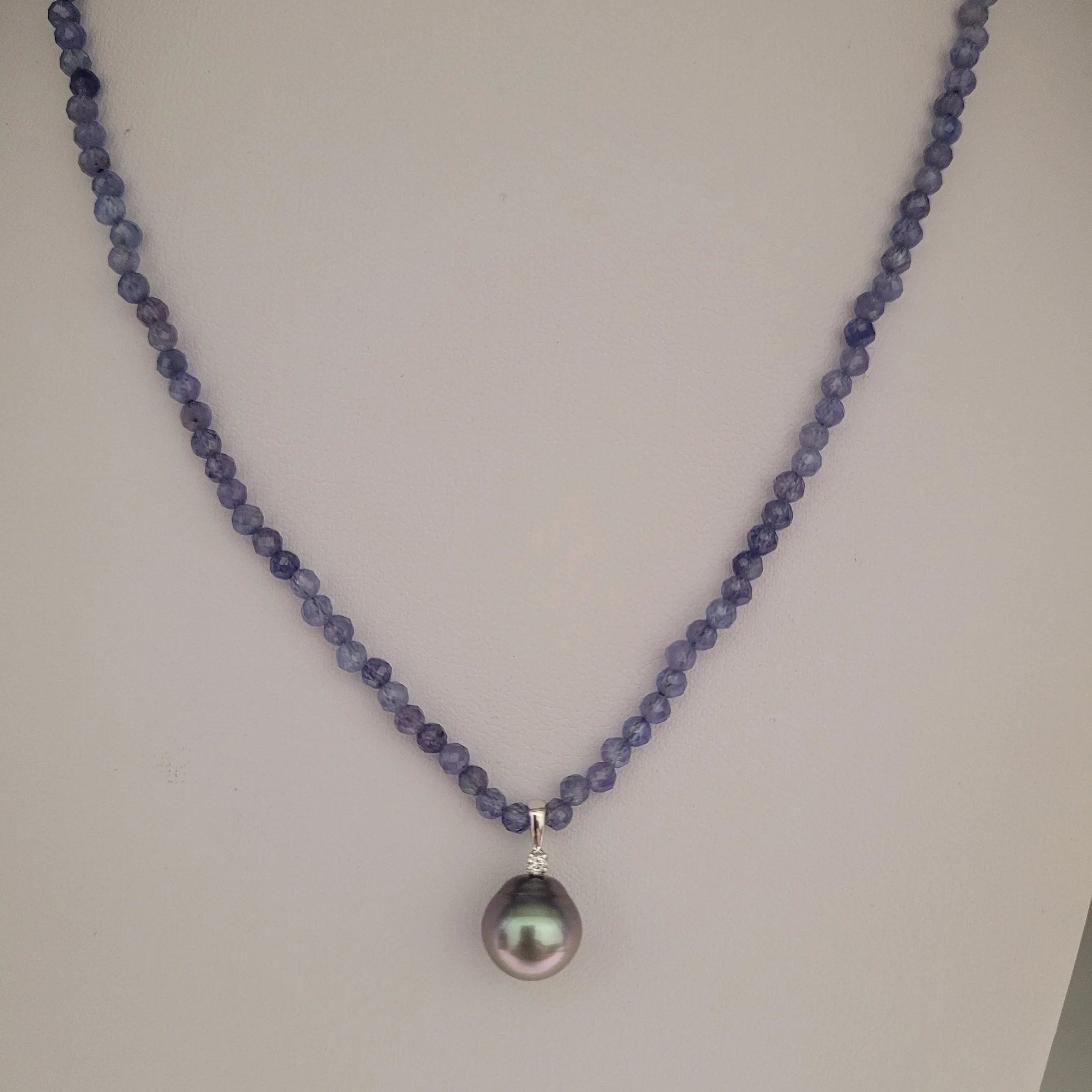Tanzanite Precious Stones Necklace, Tahiti Pearl, Diamond, White Gold 18K |  The South Sea Pearl |  The South Sea Pearl