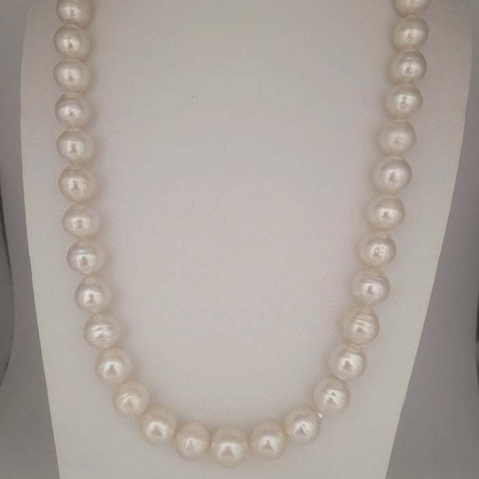 White South Sea Pearls 11-13 mm 18K Solid Gold | The South Sea Pearl |  The South Sea Pearl