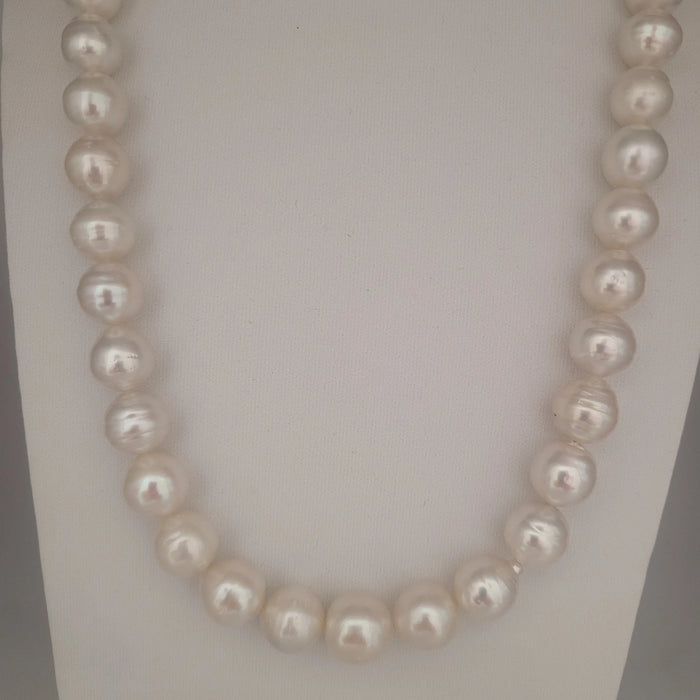 White South Sea Pearls 11-13 mm 18K Solid Gold | The South Sea Pearl |  The South Sea Pearl