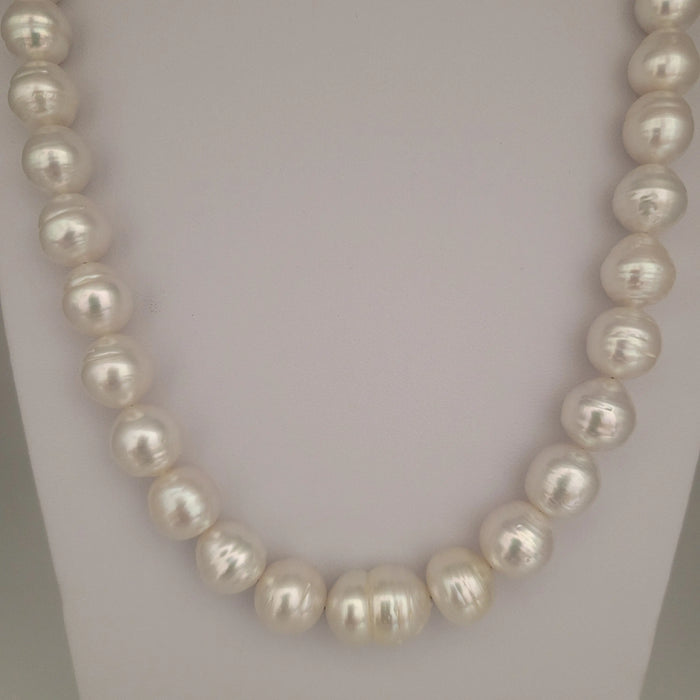 White South Sea Pearls Baroque Shape Very High Luster 18K Gold Clasp | The South Sea Pearl |  The South Sea Pearl