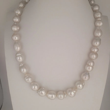 White South Sea Pearls Baroque shape 10-13 Very High Luster 18K Gold Clasp | The South Sea Pearl |  The South Sea Pearl