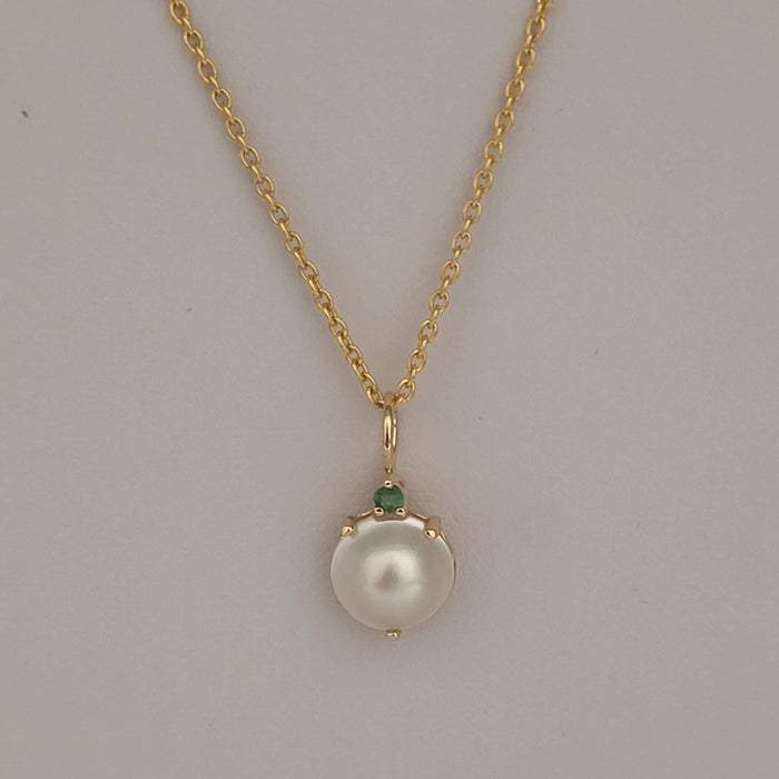 Yellow Gold 18K, Emerald, Australian Mabe Pearl Pendant Necklace | The South Sea Pearl |  The South Sea Pearl