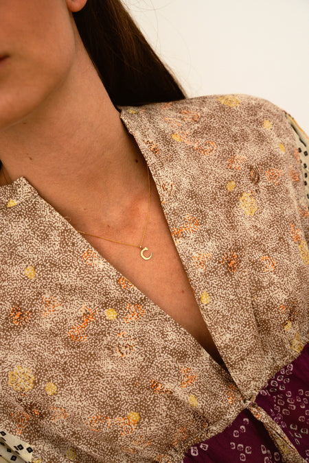 Colgante Oro Amarillo 18K Inicial Letra - MIMUKA