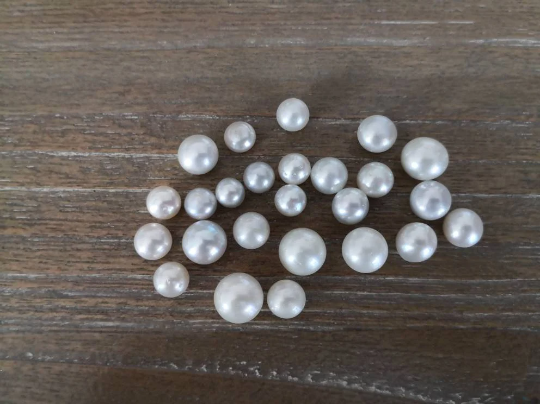Loose White South Sea Pearls, High Luster, Natural Color from Pinctada Maxima Oyster and Oceans Waters -  The South Sea Pearl