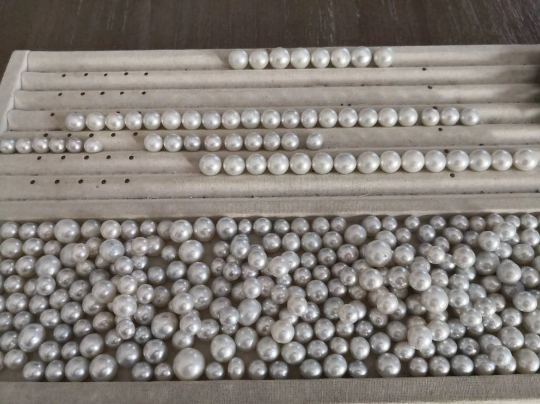 Loose White South Sea Pearls, High Luster, Natural Color from Pinctada Maxima Oyster and Oceans Waters -  The South Sea Pearl
