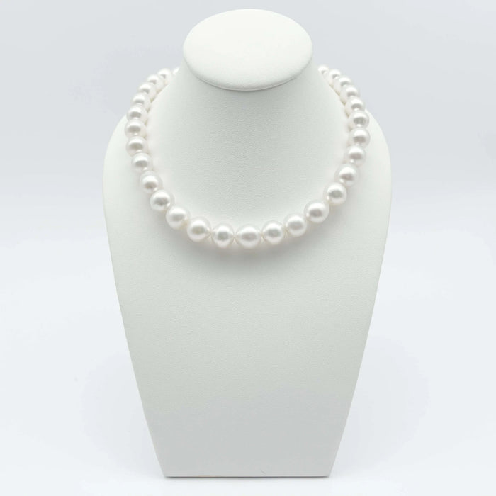 White South Sea Pearls Necklace 10-12 mm High Luster, 18 Karat Gold Clasp |  The South Sea Pearl |  The South Sea Pearl