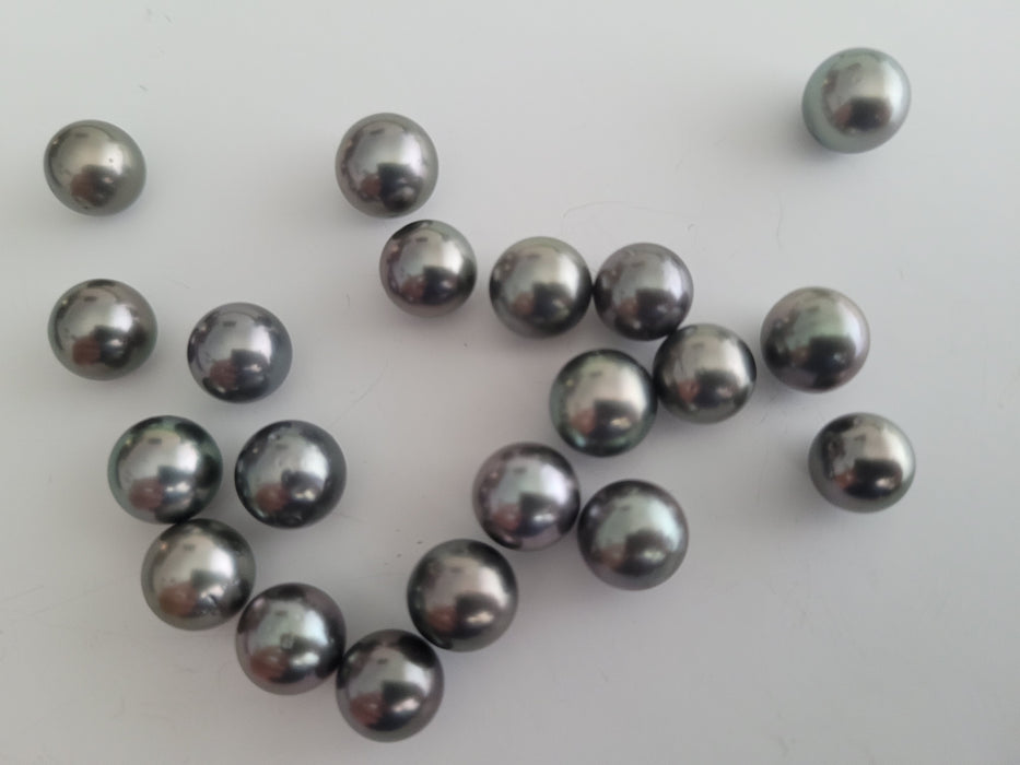 Tahiti Pearls 9 mm Round, High Luster, Wholesale Lot of 20 pieces - Only at  The South Sea Pearl