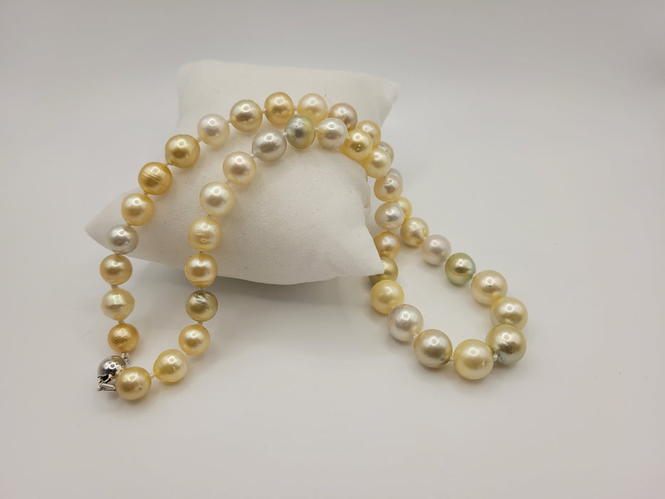 South Sea Pearls 8-10 mm Natural Colors, 18 Karat solid Gold clasp - Only at  The South Sea Pearl