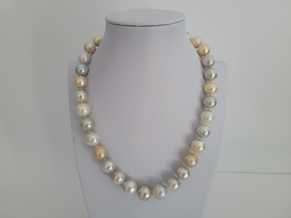 South Sea Pearls 10-13 mm 18 Karat Gold Clasp -  The South Sea Pearl