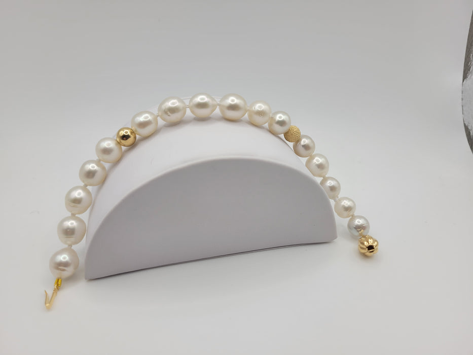 Bracelet of South Sea Pearls and 18 Karat Yellow Gold - Only at  The South Sea Pearl