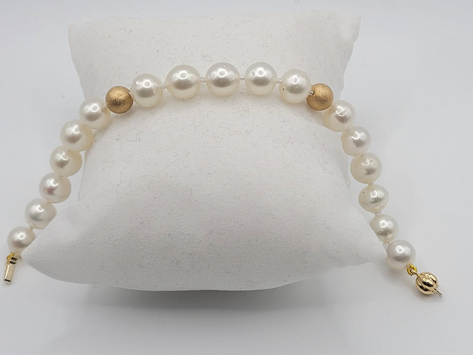 Bracelet of South Sea Pearls and 18 Karat Solid Gold - Only at  The South Sea Pearl