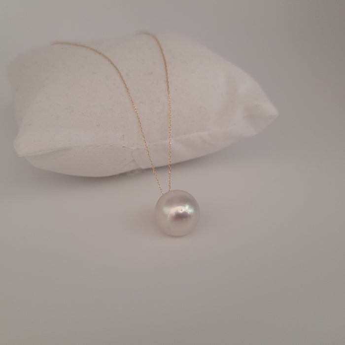 White South Sea Pearls 13 mm and 18K Solid Gold |  The South Sea Pearl |  The South Sea Pearl