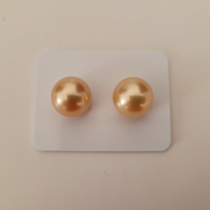 Deep Golden South Sea Pearls 11-12 mm |  The South Sea Pearl |  The South Sea Pearl