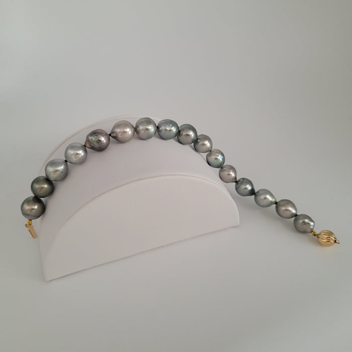 Tahiti Pearls Bracelet, 18 Karat Gold |  The South Sea Pearl |  The South Sea Pearl