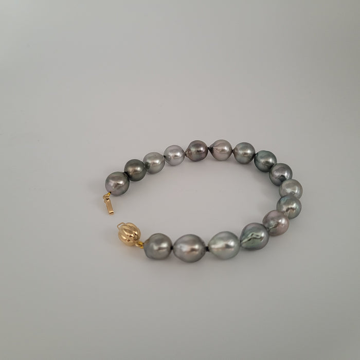 Tahiti Pearls Bracelet, 18 Karat Gold |  The South Sea Pearl |  The South Sea Pearl