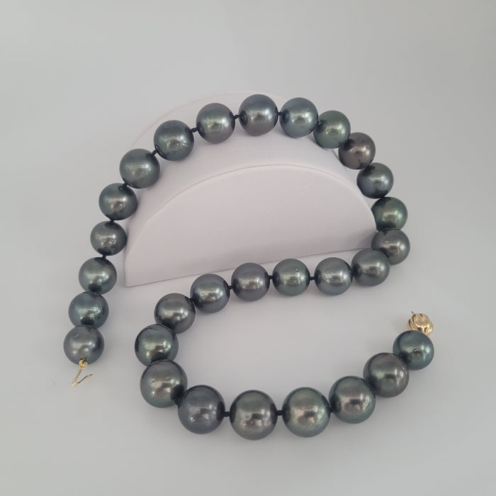 Tahiti Pearls Necklace 12-14 mm Round Dark Color, 18 Karat Gold Clasp |  The South Sea Pearl |  The South Sea Pearl