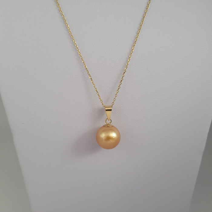 Golden South Sea Pearl 12 mm Round High Luster |  The South Sea Pearl |  The South Sea Pearl