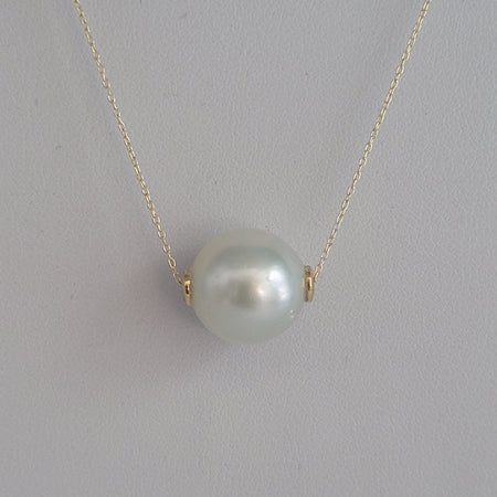 South Sea Pearl 13 mm AAA 18K Gold Pendant Necklace |  The South Sea Pearl |  The South Sea Pearl
