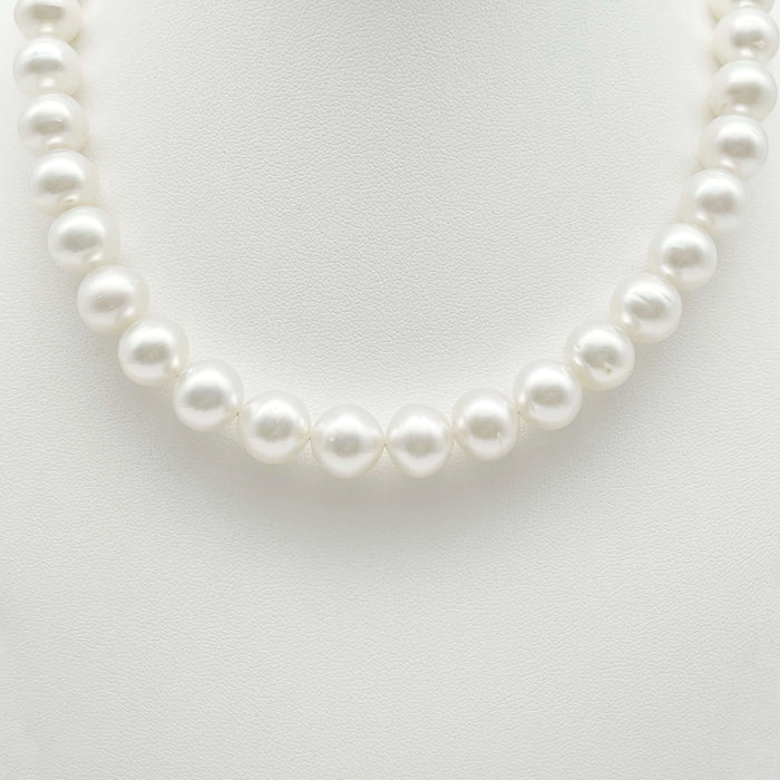 White Color South Sea Pearls Necklace 10-11.70 mm, high Luster, 18 Karat Solid Gold Clasp |  The South Sea Pearl |  The South Sea Pearl