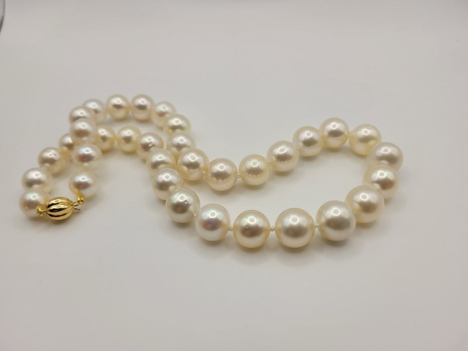 White South Sea Pearl Necklace of Round Shape, 9,60-12 mm, High Luster, 18 Karat Solid Gold Clasp - Only at  The South Sea Pearl