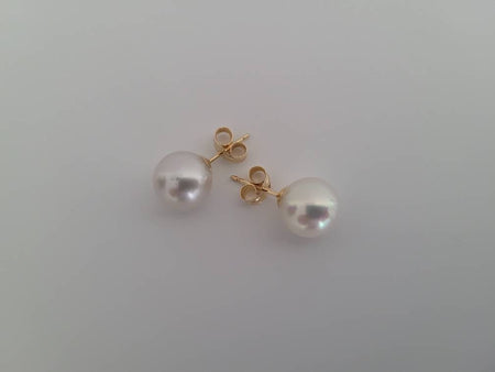 White South Sea Pearls 9 mm Round AAA, 18 Karats Yellow Gold - Only at  The South Sea Pearl