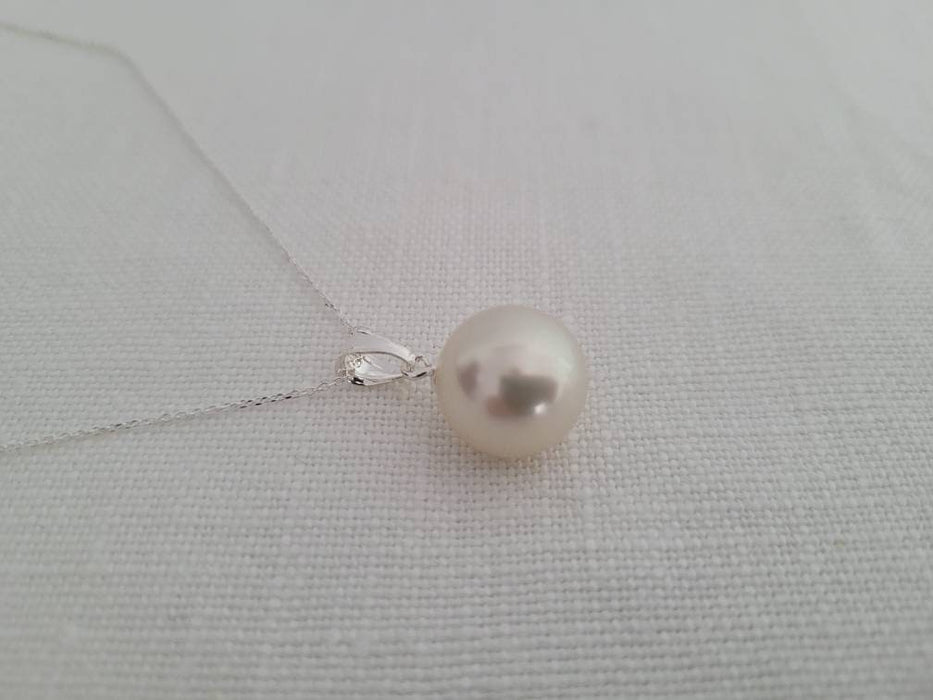 White South Sea Pearl Pendant - South Sea Pearl 11 mm AAA Quality - Only at  The South Sea Pearl