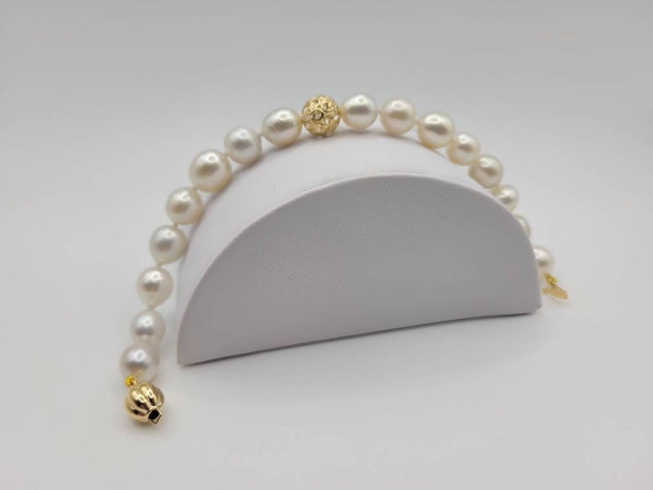 18K South Sea Pearl Bracelet - Only at  The South Sea Pearl