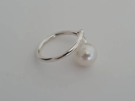 Adjustable Pearl Ring for Woman, White South Sea Pearl, Round 9 mm - Adjustable to all sizes White South Sea Pearl Ring -The South Sea Pearl
