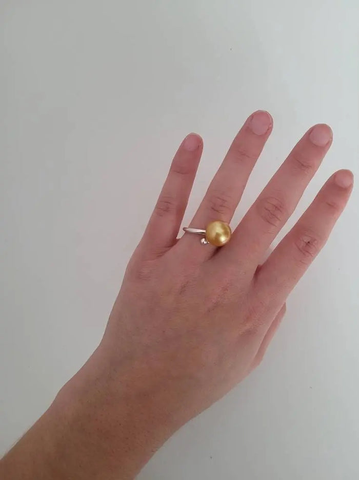 Bypass South Sea Pearl Ring