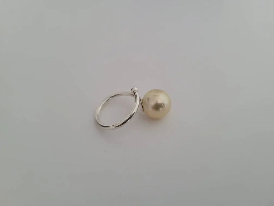Golden South Sea Pearl 11.80 mm Round AAA - Only at  The South Sea Pearl