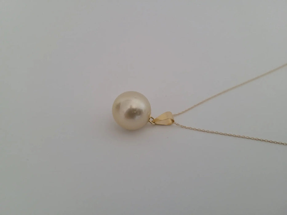 Golden South Sea Pearl 12 mm Round, Natural Golden Color - Only at  The South Sea Pearl