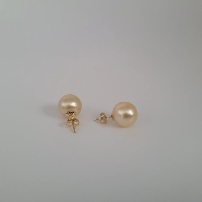 Golden South Sea Pearls Stud Earrings 11 mm 18 Karat Gold |  The South Sea Pearl |  The South Sea Pearl