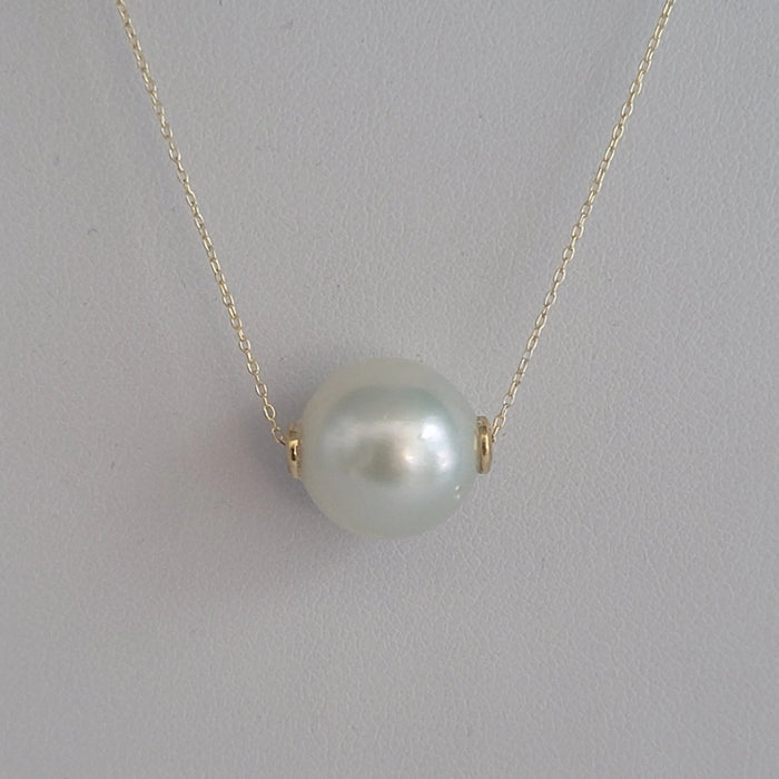 Colliers de perles des mers du Sud