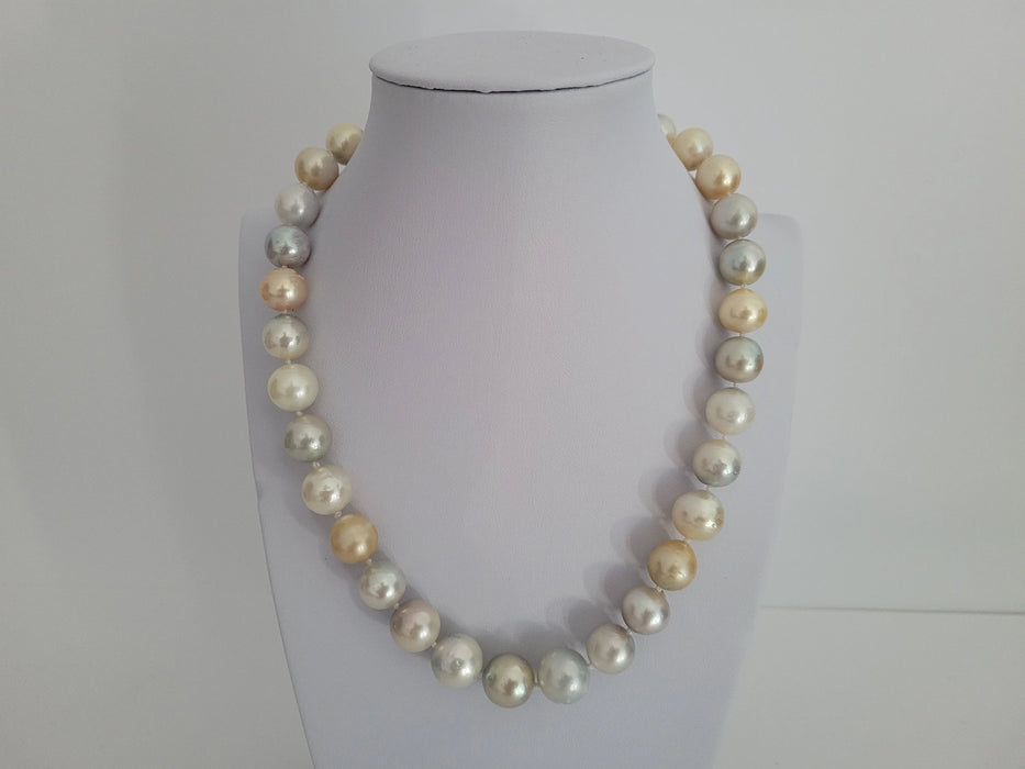 South Sea Pearls 10-13 mm 18 Karat Gold Clasp -  The South Sea Pearl