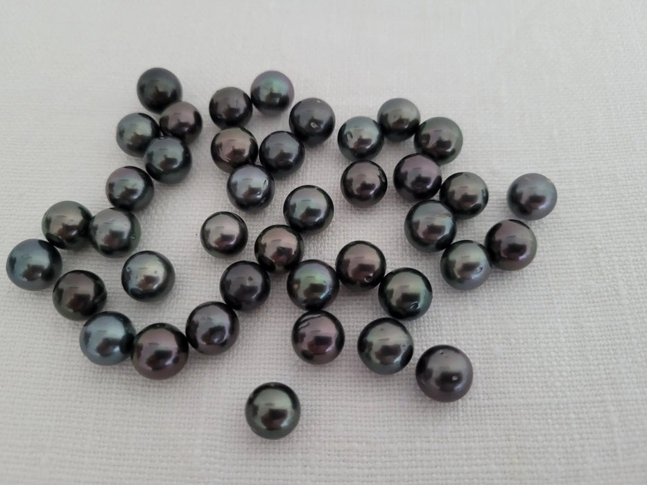 Tahiti Natural Dark Color and High Luster, Wholesale Lot - Only at  The South Sea Pearl