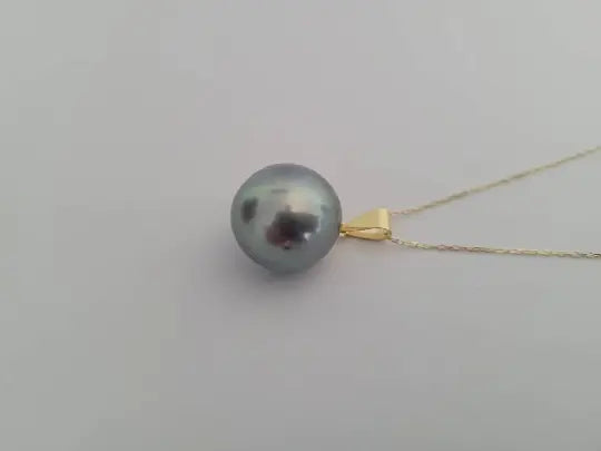 Tahiti Pearl 14 mm Silver- Green Natural Color, 18 Karat Solid Gold Pendant Necklace -  The South Sea Pearl