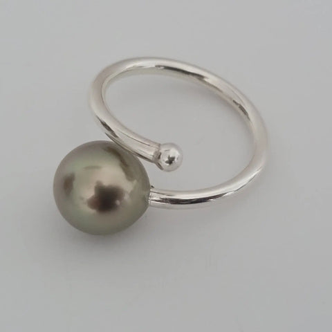 Tahiti Pearl Peacock Color 9.80 mm Round AAA quality (Pinctada margaritifera) - Only at The South Sea Pearl