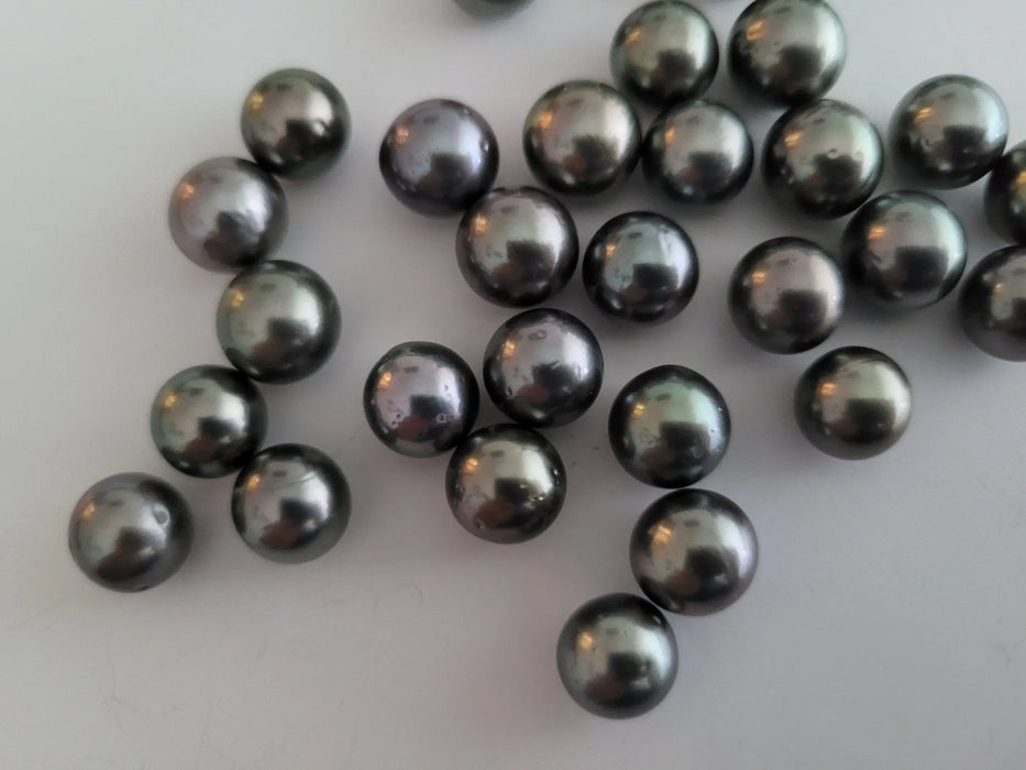 Tahiti Pearls 9 mm Round AAA, Wholesale Lot 40 pcs - Only at  The South Sea Pearl