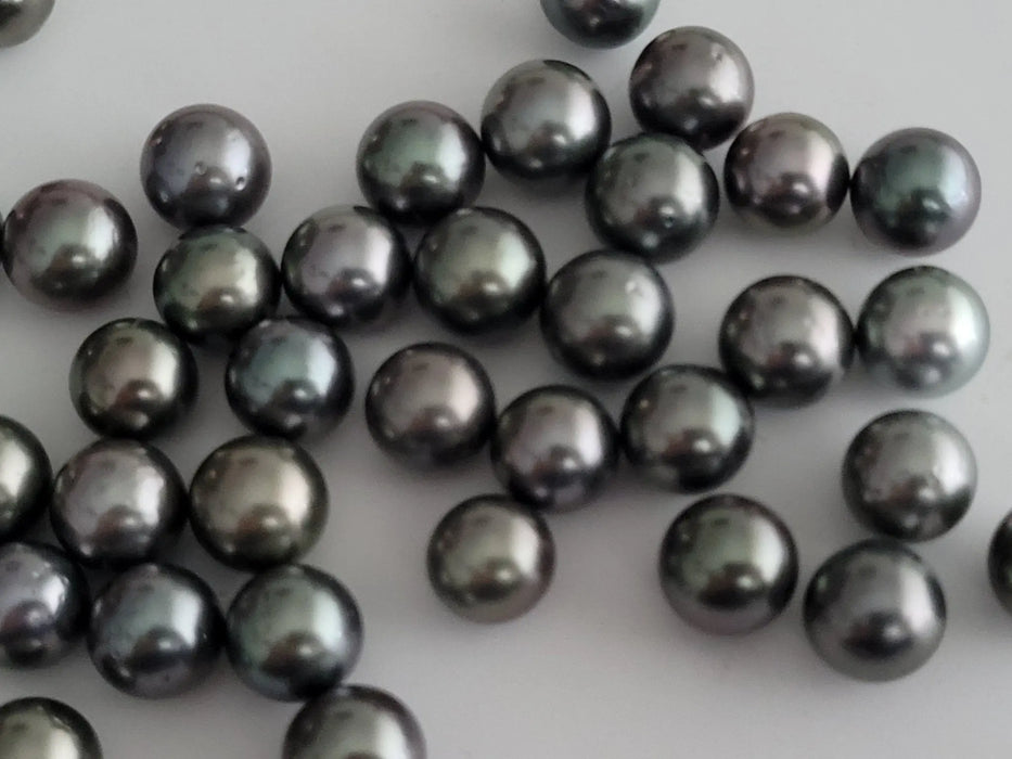 Tahiti Pearls 9 mm Round AAA, Wholesale Lot 40 pcs - Only at  The South Sea Pearl