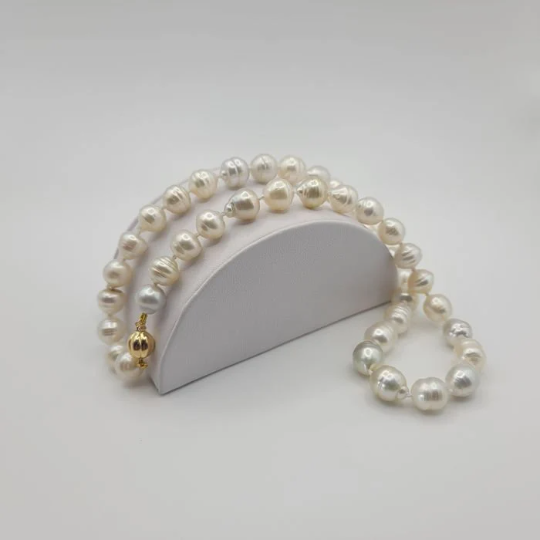 Necklace of South Sea Pearls, Natural Color, High Luster, 18 Karat Solid Gold -  The South Sea Pearl