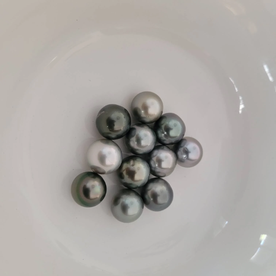 Tahitian Loose Pearls of Natural Color and High Luster 12 13 mm The South Sea Pearl
