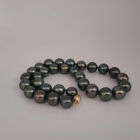 AAA Tahitian Pearl Necklace, Natural Color and High Luster 12-14 mm Round, 18 Karat Solid Gold |  The South Sea Pearl |  The South Sea Pearl
