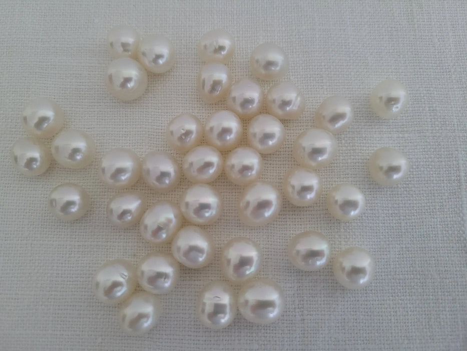 Wholesale Lot White South Sea Pearls 10-11 mm, 39 pcs of Very High Luster - Only at  The South Sea Pearl