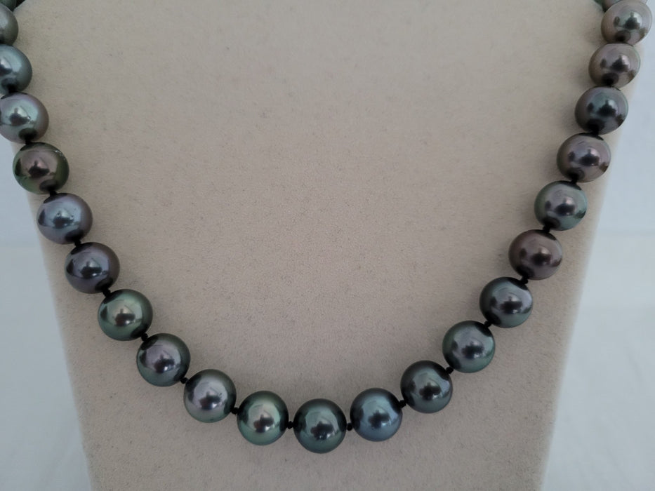 Black Pearl Necklace - Tahiti Pearls 10-11 mm AAA Quality Natural Color and Luster - Only at  The South Sea Pearl