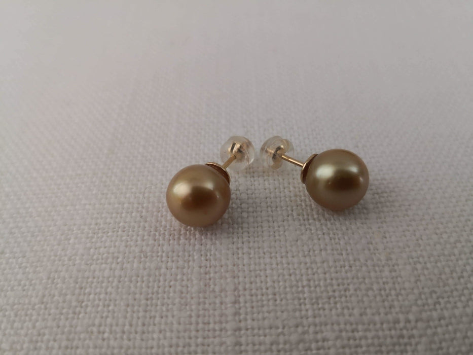 Deep Golden Color 9 mm South Sea Pearls, 18 Karats Gold - Only at  The South Sea Pearl