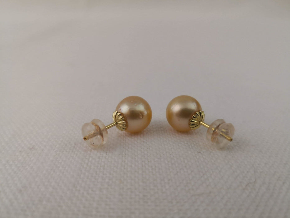 Light Golden Color South Sea Pearls 9-10 mm, 18 Karats Gold - Only at  The South Sea Pearl