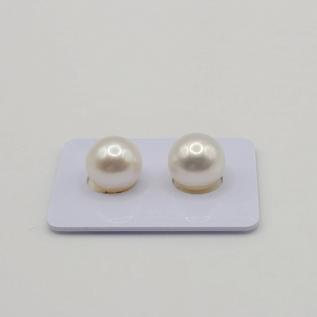 South Sea Pearls of White Color and High Luster 11 mm size -  The South Sea Pearl