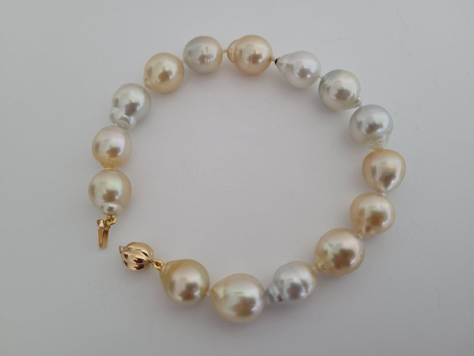 South Sea Pearl 11-12 mm Natural Color and Luster. 18 Karat Gold Clasp - Only at  The South Sea Pearl